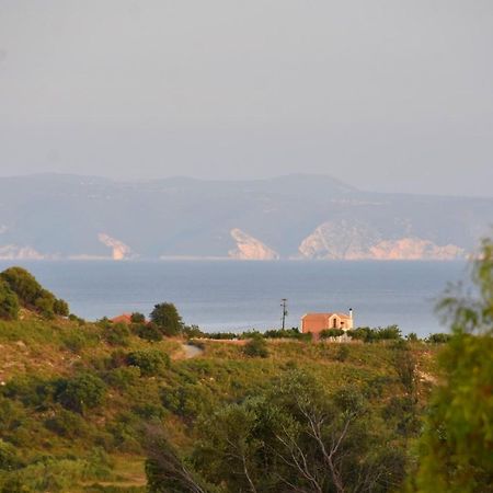 Anemomylos Apartments Lixouri Exterior photo